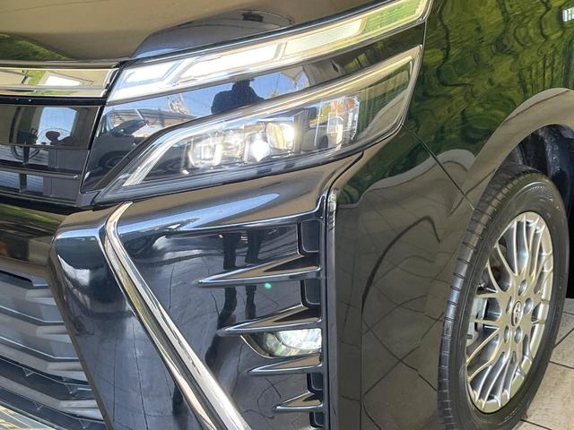 ヴォクシー ハイブリッドＺＳ　煌　禁煙車　後席モニター　純正１０型ナビ　バックカメラ　ドラレコ　ＥＴＣ　Ｂｌｕｅｔｏｏｔｈ再生　両側電動スライドドア　シートヒーター（前席）　クルコン　セーフティセンス　フルセグＴＶ　リアオートエアコン（13枚目）