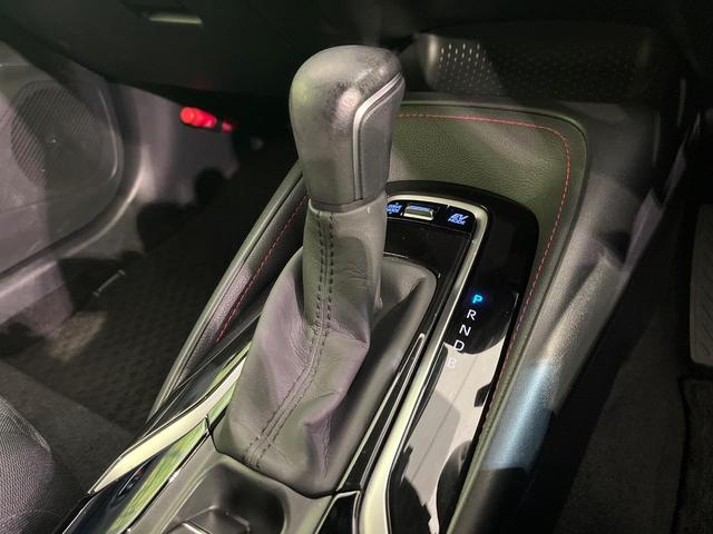 カローラスポーツ ハイブリッドＧ　Ｚ　禁煙車　ＳＤナビ　バックカメラ　ＥＴＣ　Ｂｌｕｅｔｏｏｔｈ再生　レーダークルーズ　セーフティセンス　ステアリングスイッチ　車線逸脱警報　オートハイビーム　純正１８インチアルミ　デュアルオートエアコン（51枚目）