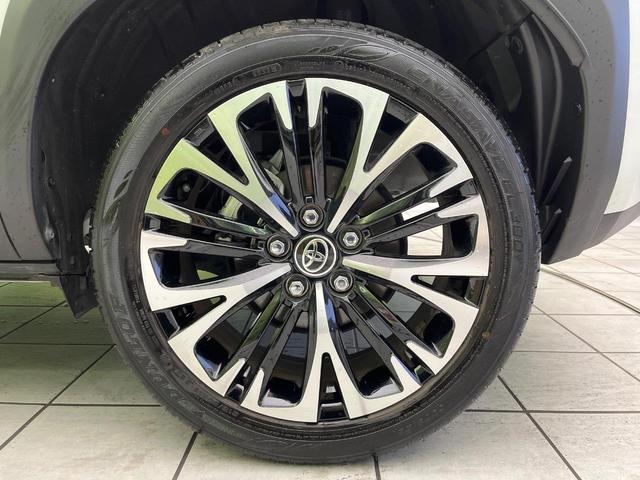 ヤリスクロス Ｚ　禁煙車　純正８型ナビ　全周囲カメラ　ドラレコ　ＥＴＣ　Ｂｌｕｅｔｏｏｔｈ再生　シートヒーター（前席）　ＢＳＭ　フルセグＴＶ　ハーフレザーシート　純正１８インチアルミ　ＬＥＤヘッドライト（13枚目）