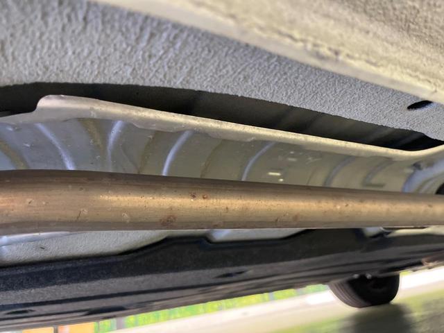 フィット ｅ：ＨＥＶベーシック　禁煙車　純正９型ナビ　バックカメラ　衝突被害軽減システム　レーダークルーズ　コーナーセンサー　スマートキー　ＬＥＤヘッド　ビルトインＥＴＣ　オートハイビーム　車線逸脱警報　オートライト　オートエアコン（39枚目）