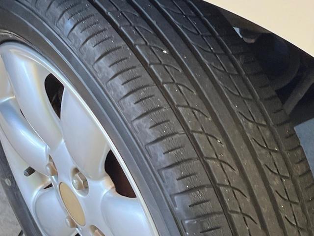 アルトラパン X 禁煙車 SDナビ スマートキー 純正14インチアルミ 電動格納ミラー ベンチシート 衝突安全ボディ 地デジ バニティミラー(21枚目)