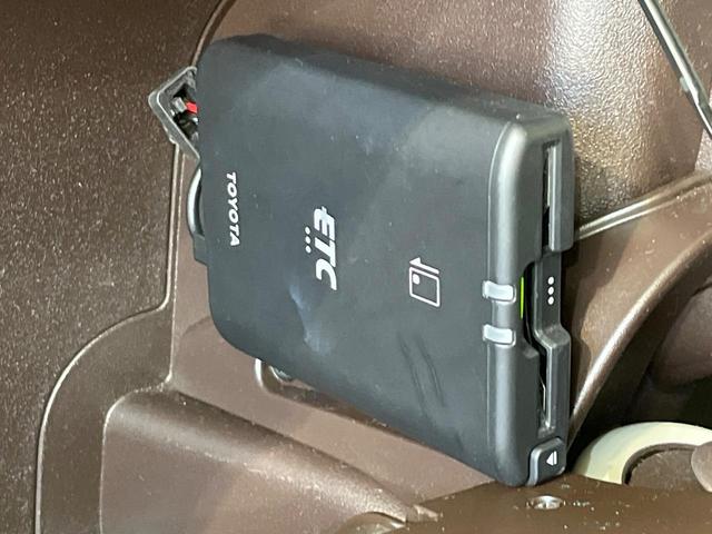 パッソ プラスハナ 禁煙車 純正SDナビ バックカメラ ドラレコ ETC Bluetooth再生 オートエアコン アイドリングストップ スマートキー 純正14インチアルミ フォグライト 電動格納ミラー(6枚目)