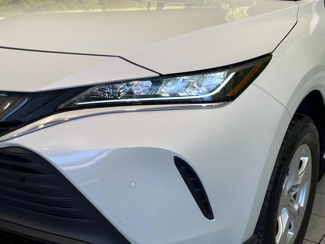 ハリアー Ｓ　禁煙車　純正８インチナビ機能付きディスプレイオーディオ　バックカメラ　セーフティセンス　レーダークルーズ　オートハイビーム　ＥＴＣ　ドライブレコーダー　スマートキー　Ｂｌｕｅｔｏｏｔｈ接続（12枚目）