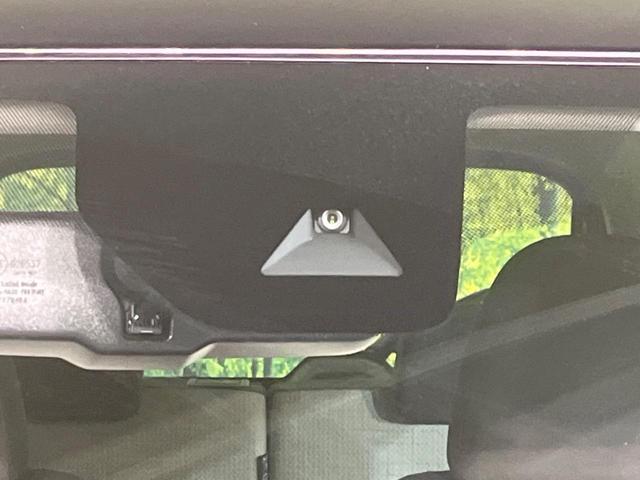 デイズ Ｘ　禁煙車　インテリジェントエマージェンシーブレーキ　レーンキープアシスト　踏み間違い防止装置　バックカメラ　クリアランスソナー　スマートキー　オートハイビーム　純正１４インチＡＷ　オートエアコン（3枚目）