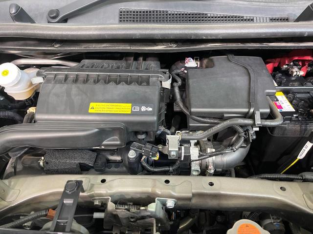 デイズ Ｘ　禁煙車　インテリジェントエマージェンシーブレーキ　レーンキープアシスト　踏み間違い防止装置　バックカメラ　クリアランスソナー　スマートキー　オートハイビーム　純正１４インチＡＷ　オートエアコン（18枚目）