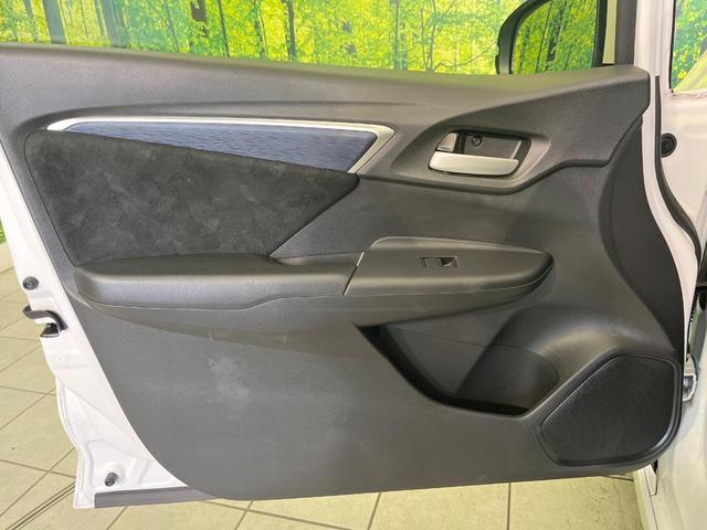 シャトル ハイブリッドＸ　ホンダセンシング　禁煙車　純正ナビ　バックカメラ　ＥＴＣ　ホンダセンシング　ＬＥＤヘッド　スマートキー　パドルシフト　シートヒーター　デュアルエアコン　Ｂｌｕｔｏｏｔｈ接続　アダプティブクルーズコントロール（37枚目）