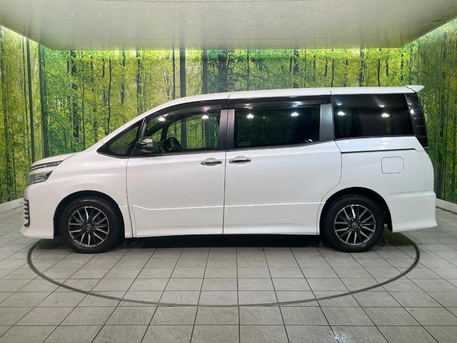 ヴォクシー ＺＳ　煌　禁煙車　純正ナビ　バックカメラ　ＥＴＣ　ドラレコ　両側パワースライドドア　衝突被害軽減ブレーキ　車線逸脱抑制装置　スマートキー　純正１６インチアルミ　デュアルエアコン　アイドリングストップ（27枚目）