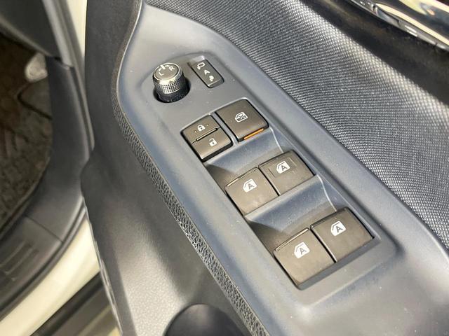 ヴォクシー ＺＳ　煌　禁煙車　純正ナビ　バックカメラ　ＥＴＣ　ドラレコ　両側パワースライドドア　衝突被害軽減ブレーキ　車線逸脱抑制装置　スマートキー　純正１６インチアルミ　デュアルエアコン　アイドリングストップ（41枚目）