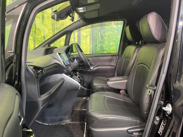 ヴォクシー ハイブリッドＺＳ　煌ＩＩＩ　禁煙車　フリップダウンモニター　モデリスタフルエアロ　モデリスタマフラー　純正１０型ナビ　バックカメラ　ＥＴＣ　ドラレコ　クルコン　スマートキー　両側パワスラ　シートヒーター　スマートキー（31枚目）