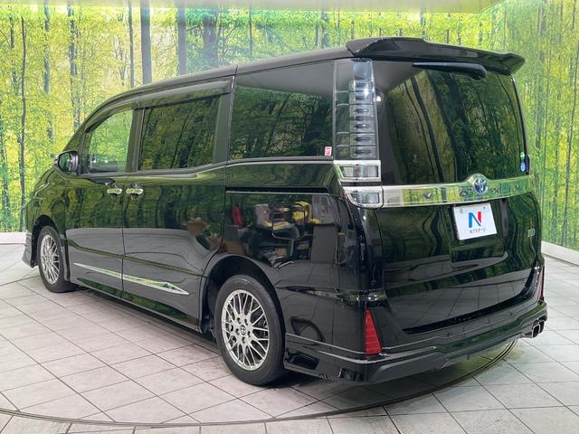 ヴォクシー ハイブリッドＺＳ　煌ＩＩＩ　禁煙車　フリップダウンモニター　モデリスタフルエアロ　モデリスタマフラー　純正１０型ナビ　バックカメラ　ＥＴＣ　ドラレコ　クルコン　スマートキー　両側パワスラ　シートヒーター　スマートキー（33枚目）