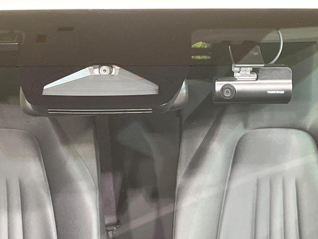 ヤリスクロス X 禁煙車 SDナビ バックカメラ セーフティセンス レーダークルーズ レーンキープアシスト オートハイビーム フルセグ Bluetooth接続 ETC スマートキー ブラックインテリア(5枚目)