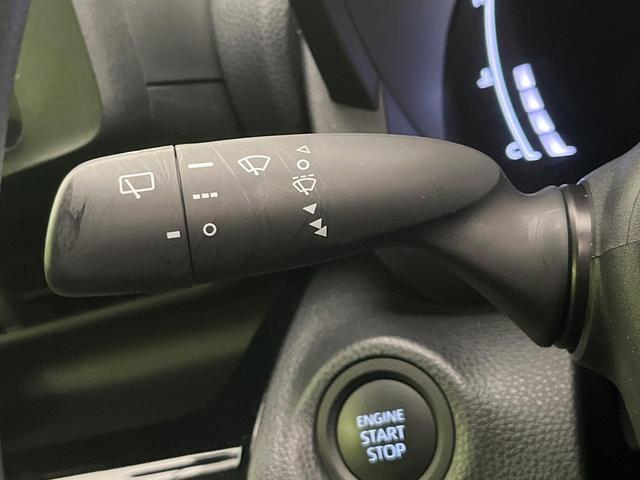 ヤリスクロス X 禁煙車 SDナビ バックカメラ セーフティセンス レーダークルーズ レーンキープアシスト オートハイビーム フルセグ Bluetooth接続 ETC スマートキー ブラックインテリア(29枚目)