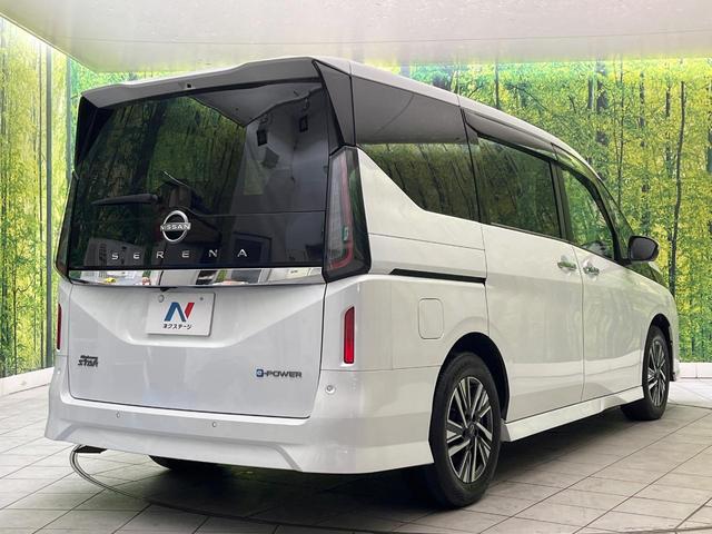 セレナ e-パワー ハイウェイスターV 禁煙車 12.3型ナビ フリップダウンモニター 全方囲カメラ ETC シートヒーター デジタルインナーミラー ステアリングヒーター プロパイロット 純正16インチアルミ 両側パワスラ スマートキー(19枚目)