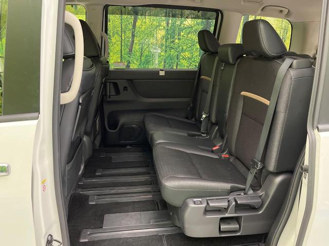 セレナ e-パワー ハイウェイスターV 禁煙車 12.3型ナビ フリップダウンモニター 全方囲カメラ ETC シートヒーター デジタルインナーミラー ステアリングヒーター プロパイロット 純正16インチアルミ 両側パワスラ スマートキー(22枚目)