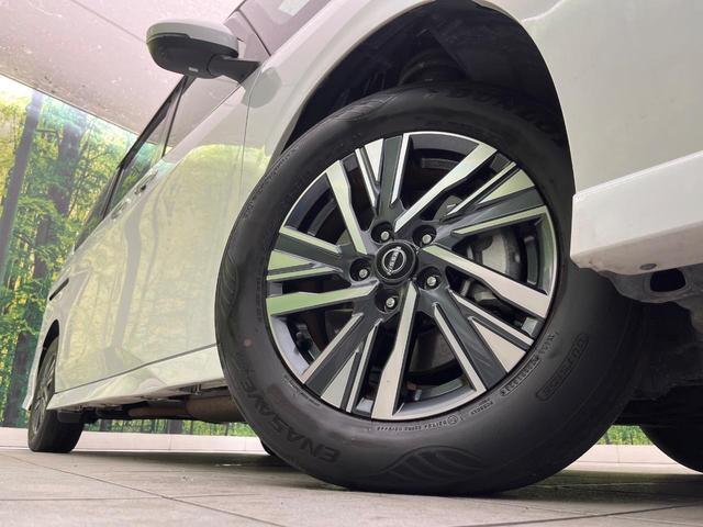 セレナ e-パワー ハイウェイスターV 禁煙車 12.3型ナビ フリップダウンモニター 全方囲カメラ ETC シートヒーター デジタルインナーミラー ステアリングヒーター プロパイロット 純正16インチアルミ 両側パワスラ スマートキー(70枚目)