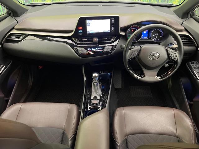 C-HR G 禁煙車 純正SDナビ バックカメラ ETC Bluetooth再生 BSM レーダークルーズ シートヒーター(前席)純正18インチアルミ オートハイビーム セーフティセンス ハーフレザーシート(2枚目)