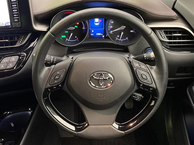 C-HR G 禁煙車 純正SDナビ バックカメラ ETC Bluetooth再生 BSM レーダークルーズ シートヒーター(前席)純正18インチアルミ オートハイビーム セーフティセンス ハーフレザーシート(12枚目)