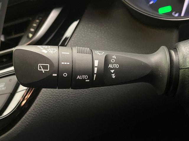 C-HR G 禁煙車 純正SDナビ バックカメラ ETC Bluetooth再生 BSM レーダークルーズ シートヒーター(前席)純正18インチアルミ オートハイビーム セーフティセンス ハーフレザーシート(45枚目)
