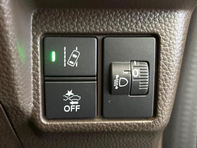 N-BOX G 禁煙車 SDナビ ETC ドラレコ Bluetooth再生 ホンダセンシング アダプティブクルーズ コーナーセンサー 車線逸脱警報 横滑り防止装置 ステアリングスイッチ スマートキー オートエアコン(40枚目)