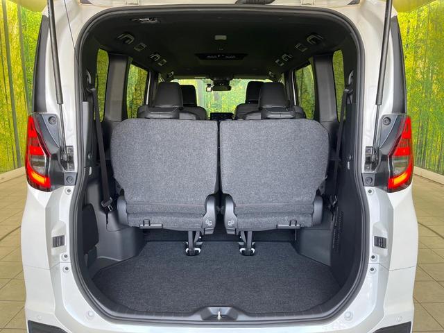 ノア Ｓ－Ｇ　禁煙車　純正１０．５型ナビ　バックカメラ　ドラレコ　ＥＴＣ　Ｂｌｕｅｔｏｏｔｈ再生　シートヒーター（前席）　両側電動スライドドア　セーフティセンス　レーダークルーズ　純正１６インチアルミ（11枚目）