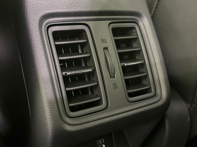 ヴェゼル ｅ：ＨＥＶ　Ｚ　登録済未使用車　純正９型ナビ　全周囲カメラ　ＥＴＣ２．０　Ｂｌｕｅｔｏｏｔｈ再生　ＢＳＭ　フルセグＴＶ　シートヒーター（前席）　パドルシフト　パワーバックドア　ハーフレザーシート　ステアリングヒーター（39枚目）