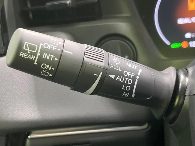 ヴェゼル ｅ：ＨＥＶ　Ｚ　登録済未使用車　純正９型ナビ　全周囲カメラ　ＥＴＣ２．０　Ｂｌｕｅｔｏｏｔｈ再生　ＢＳＭ　フルセグＴＶ　シートヒーター（前席）　パドルシフト　パワーバックドア　ハーフレザーシート　ステアリングヒーター（54枚目）