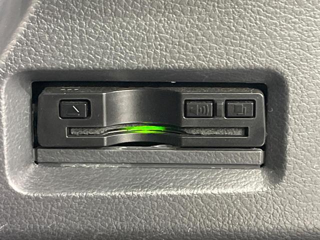 スペーシア Ｘリミテッド　禁煙車　純正ＳＤナビ　バックカメラ　ドラレコ　ＥＴＣ　両側電動スライドドア　シートヒーター（前席）　ステアリングスイッチ　Ｂｌｕｅｔｏｏｔｈ再生　オートエアコン　スマートキー　衝突安全装置（6枚目）