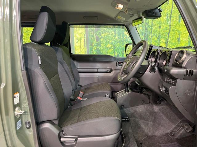 ジムニー ＸＣ　禁煙車　純正８型ナビ　バックカメラ　ＥＴＣ　Ｂｌｕｅｔｏｏｔｈ再生　シートヒーター（前席）　クルコン　コーナーセンサー　セーフティサポート　アイドリングストップ　スマートキー　オートエアコン（8枚目）