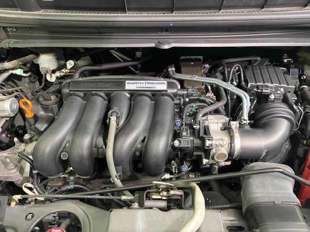 フリード Ｇ・ホンダセンシング　禁煙車　ＳＤナビ　バックカメラ　ＥＴＣ　Ｂｌｕｅｔｏｏｔｈ再生　両側電動スライドドア　クルコン　ホンダセンシング　スマートキー　オートエアコン　横滑り防止装置　アイドリングストップ（19枚目）