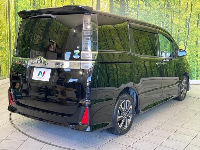 ヴォクシー ZS 禁煙車 フリップダウンモニター 純正10型ナビ バックカメラ ETC 両側電動スライドドア 衝突被害軽減ブレーキ クルコン スマートキー LEDヘッド Blutooth接続 純正16インチアルミ(17枚目)