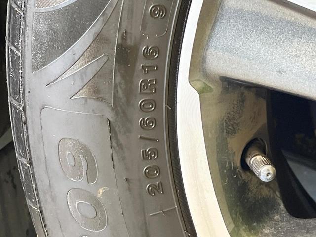 ヴォクシー ZS 禁煙車 フリップダウンモニター 純正10型ナビ バックカメラ ETC 両側電動スライドドア 衝突被害軽減ブレーキ クルコン スマートキー LEDヘッド Blutooth接続 純正16インチアルミ(23枚目)