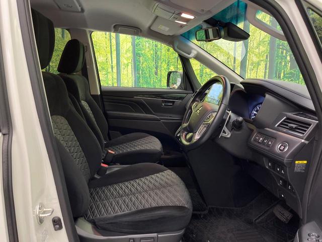 デリカＤ：５ アーバンギア　Ｇ　パワーパッケージ　禁煙車　フリップダウンモニター　純正１０型ＳＤナビ　全方囲カメラ　ＥＴＣ　ドラレコ　ＬＥＤヘッド　スマートキー　パワーバックドア　パドルシフト　シートヒーター　両側電動スライドドア　衝突被害軽減装置（8枚目）