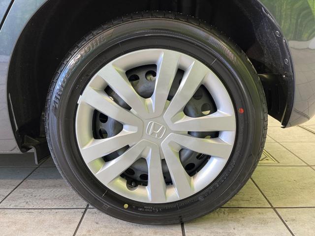 フィット e:HEVホーム 登録済未使用車 ホンダセンシング アダプティブクルーズ オートブレーキホールド オートエアコン スマートキー コーナーセンサー ハーフレザーシート LEDヘッドライト ステアリングスイッチ(13枚目)