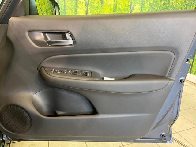 フィット e:HEVホーム 登録済未使用車 ホンダセンシング アダプティブクルーズ オートブレーキホールド オートエアコン スマートキー コーナーセンサー ハーフレザーシート LEDヘッドライト ステアリングスイッチ(41枚目)