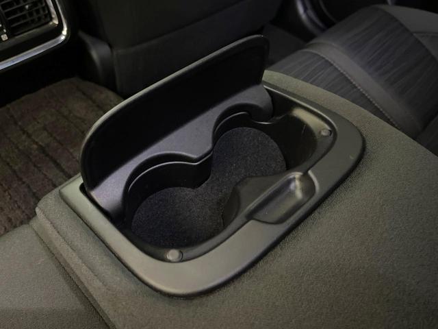 クラウンハイブリッド アスリートＳ　サンルーフ　純正ＨＤＤナビ　バックカメラ　禁煙車　スマートキー　ＬＥＤヘッド　ビルトインＥＴＣ　クルコン　オートライト　デュアルエアコン　Ｂｌｕｅｔｏｏｔｈ　ＣＤ　地デジ　ＬＥＤフォグ（22枚目）