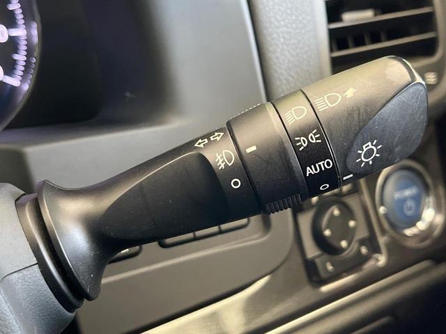 クラウンハイブリッド アスリートＳ　サンルーフ　純正ＨＤＤナビ　バックカメラ　禁煙車　スマートキー　ＬＥＤヘッド　ビルトインＥＴＣ　クルコン　オートライト　デュアルエアコン　Ｂｌｕｅｔｏｏｔｈ　ＣＤ　地デジ　ＬＥＤフォグ（45枚目）