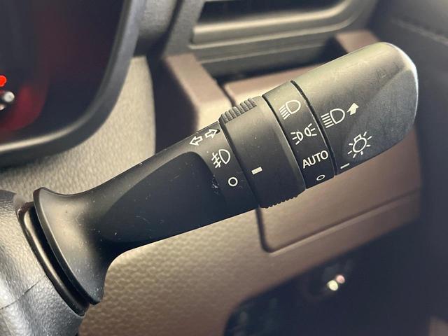 ルーミー Ｘ　Ｓ　禁煙車　９型ナビ　バックカメラ　ドラレコ　ＥＴＣ　Ｂｌｕｅｔｏｏｔｈ再生　シートヒーター（前席）　電動スライドドア　コーナーセンサー　スマートアシスト　アイドリングストップ　オートハイビーム（47枚目）