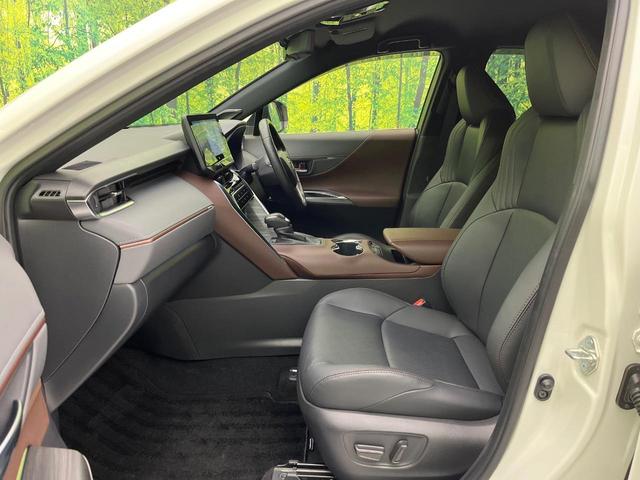 ハリアーハイブリッド Ｚ　レザーパッケージ　禁煙車　純正１２．３型ナビ　全周囲カメラ　ＪＢＬ　ＥＴＣ２．０　ＢＳＭ　Ｂｌｕｅｔｏｏｔｈ再生　シートヒーター（前席）　ハーフレザーシート　パワーバックドア　セーフティセンス　レーダークルーズ（25枚目）