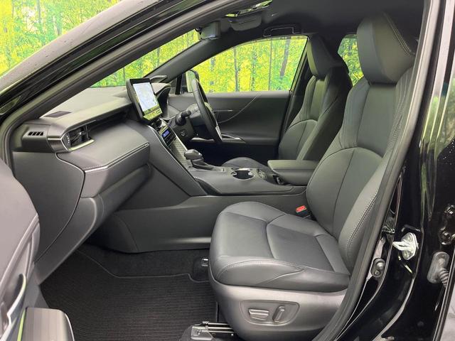 ハリアーハイブリッド Ｚ　レザーパッケージ　禁煙車　純正１２．３型ナビ　全周囲カメラ　ＪＢＬ　ＥＴＣ２．０　ドラレコ　ＢＳＭ　デジタルインナーミラー　シートベンチレーション　パワーバックドア　フルセグＴＶ　セーフティセンス　レーダークルーズ（26枚目）