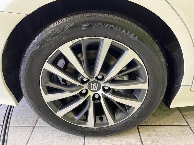 クラウンハイブリッド Ｓ　Ｃパッケージ　禁煙車　純正ナビ　バックカメラ　ＥＴＣ　セーフティセンス　パドルシフト　シートヒーター　ＨＵＤ　ステアリングヒーター　レーダークルーズ　ＬＥＤヘッド　スマートキー　Ｂｌｕｅｔｏｏｔｈ接続　スマートキー（37枚目）