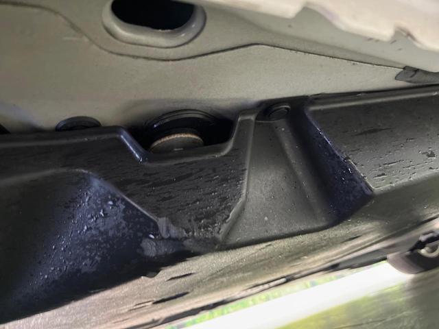 クラウンハイブリッド Ｓ　Ｃパッケージ　禁煙車　純正ナビ　バックカメラ　ＥＴＣ　セーフティセンス　パドルシフト　シートヒーター　ＨＵＤ　ステアリングヒーター　レーダークルーズ　ＬＥＤヘッド　スマートキー　Ｂｌｕｅｔｏｏｔｈ接続　スマートキー（38枚目）