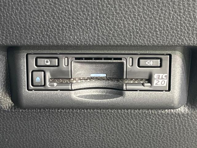 ランドクルーザー２５０ ＶＸファーストエディション　禁煙車　純正１２．３インチディスプレイオーディオ　全方位カメラ　サンルーフ　ＥＴＣ　ドラレコ　ＬＥＤヘッド　パワーバックドア　シートベンチレーション　セーフティプラス　７人乗り　置くだけ充電（7枚目）