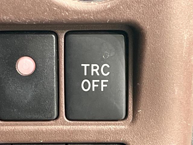 エスクァイア ハイブリッドＧｉ　プレミアムパッケージ　禁煙車　純正１０型ナビ　バックカメラ　両側電動スライドドア　シートヒーター　セーフティセンス　ステアリングヒーター　ＥＴＣ　ダブルエアコン　ＬＥＤヘッド　クルコン　Ｂｌｕｅｔｏｏｔｈ接続（46枚目）