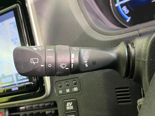 エスクァイア ハイブリッドＧｉ　プレミアムパッケージ　禁煙車　純正１０型ナビ　バックカメラ　両側電動スライドドア　シートヒーター　セーフティセンス　ステアリングヒーター　ＥＴＣ　ダブルエアコン　ＬＥＤヘッド　クルコン　Ｂｌｕｅｔｏｏｔｈ接続（50枚目）