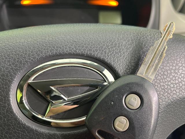 ミライース Ｌ　禁煙車　ＳＤナビ　ドラレコ　ＣＤ／ＤＶＤ再生　キーレス　アイドリングストップ　ＴＶ　エアコン　衝突安全ボディ　純正１４インチホイール（6枚目）