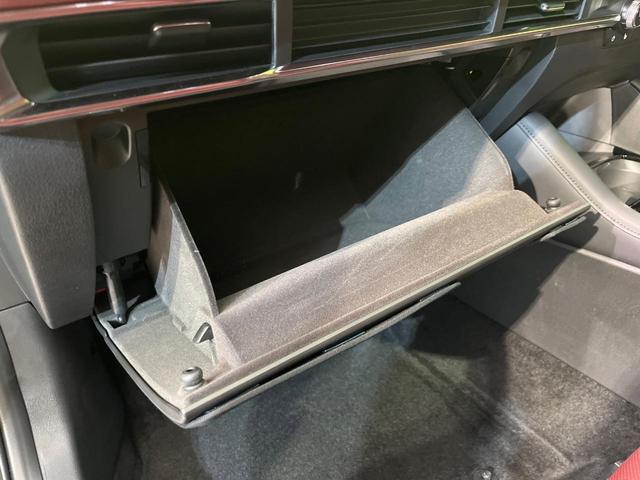 ＭＡＺＤＡ３ファストバック ２０Ｓプロアクティブ　ツーリングセレクション　禁煙車　純正１０型マツコネナビ　全方位カメラ　ＢＯＳＥサウンド　レザーＰＫＧ　スマートブレーキサポート　ＬＥＤヘッド　ステアリングヒーター　スマートキー　シートヒーター　アダプティブクルーズ（30枚目）