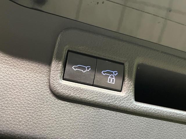 ハリアーハイブリッド Ｇ　レザーパッケージ　禁煙車　純正１２．３インチディスプレイオーディオ　ＪＢＬサウンド　モデリスタフルエアロ　バックカメラ　セーフティセンス　ベンチレーション　パワーバックドア　ステアリングヒーター　レーダークルーズ（8枚目）