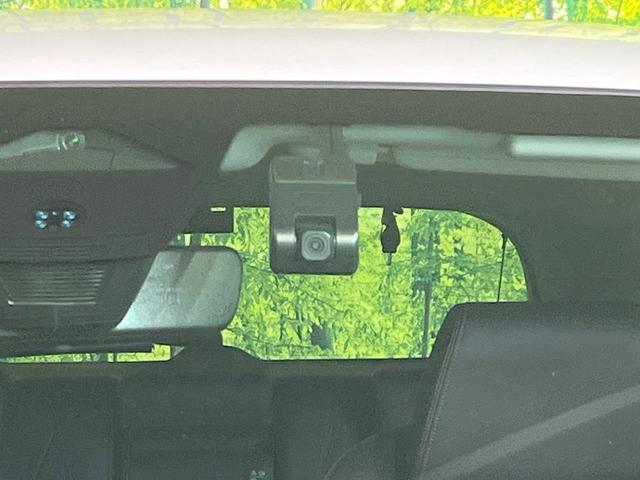 ＺＲ－Ｖ ｅ：ＨＥＶ　Ｚ　禁煙車　純正９型ナビ　全周囲カメラ　ＢＯＳＥサウンド　ドラレコ　ＥＴＣ２．０　パワーバックドア　シートヒーター（前席）　レザーシート　ＢＳＭ　パドルシフト　ステアリングヒーター　アダプティブクルーズ（5枚目）