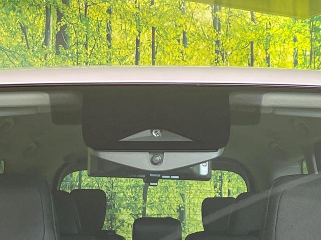 セレナ ハイウェイスターＶ　禁煙車　純正１２．３型ナビ　全周囲カメラ　ドラレコ　ＥＴＣ２．０　デジタルインナーミラー　ＢＳＭ　パドルシフト　プロパイロット　両側電動スライドドア　エマージェンシーブレーキ　コーナーセンサー（26枚目）