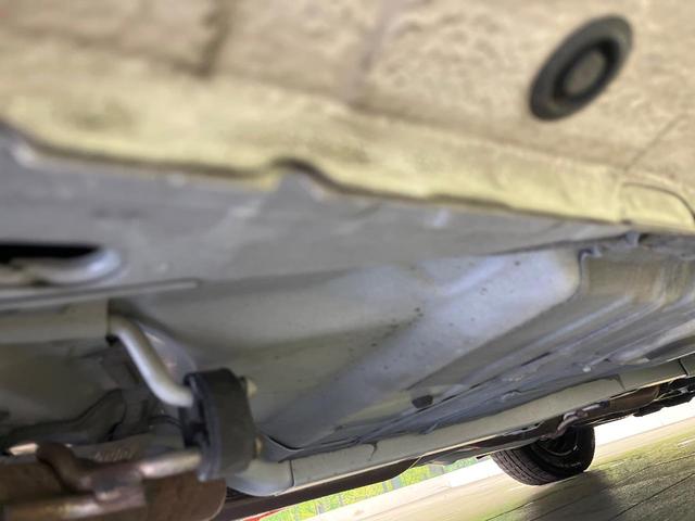 アクア Ｌ　禁煙車　純正ＳＤナビ　バックカメラ　ドラレコ　ＥＴＣ　Ｂｌｕｅｔｏｏｔｈ再生　コーナーセンサー　セーフティセンス　オートハイビーム　車線逸脱警報　キーレス　横滑り防止装置　オートエアコン（40枚目）